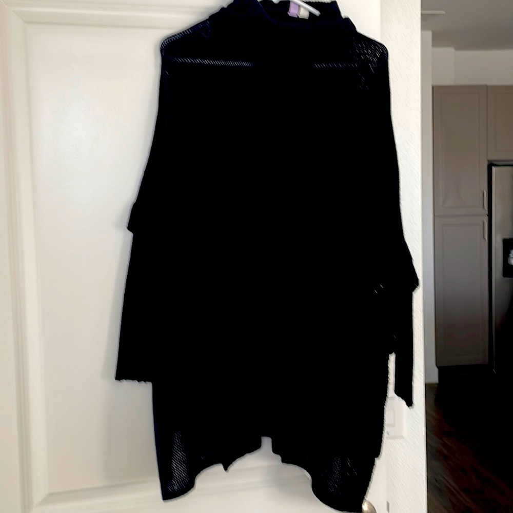 Black poncho size S/M